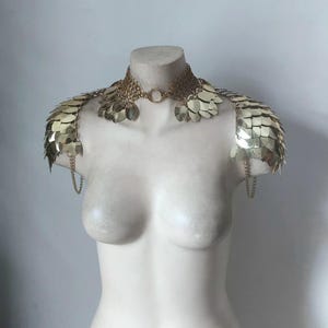 Gold Brass Athena Scalemail & Chainmail Shoulder Armor