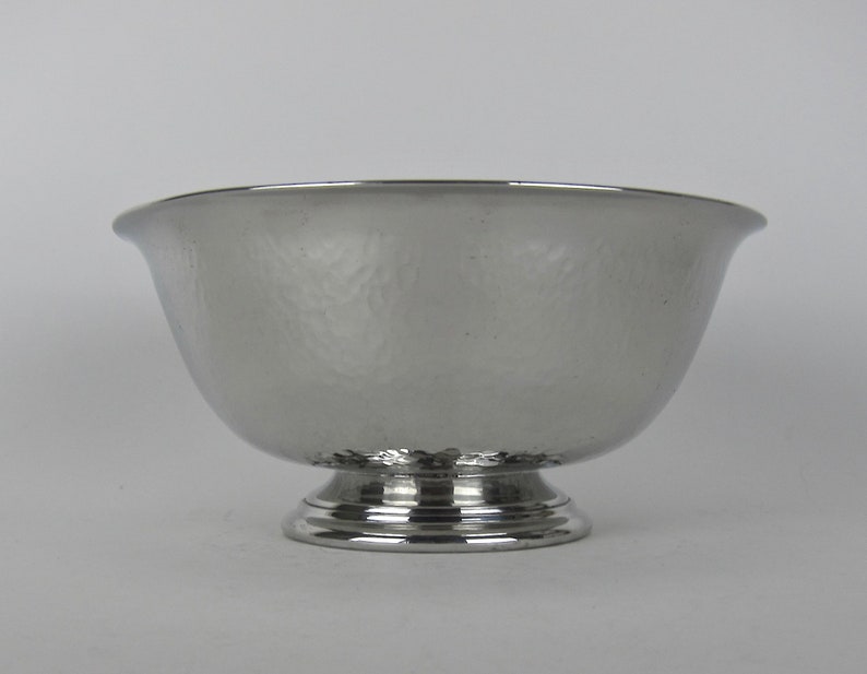 American Porter Blanchard Arts and Crafts Hand Hammered Pewter Bowl