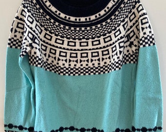 Vintage Fair Isle Sweater - Beautiful colors - Very Unique Graphic Design