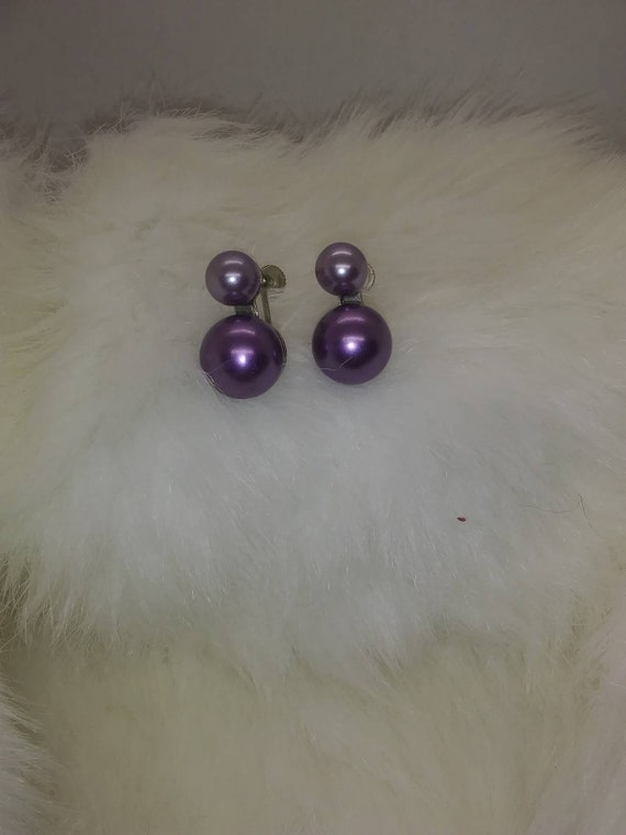 Gorgeous Faux Purple Pearl Screw Back Earrings Ma… - image 3