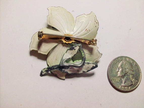 Pretty Goldtone Glass Bead Painted Flower Brooch … - image 3