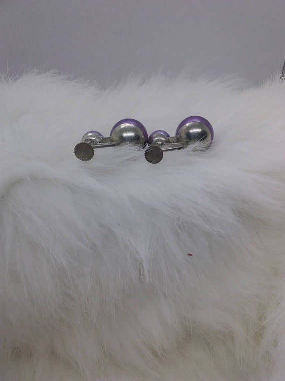 Gorgeous Faux Purple Pearl Screw Back Earrings Ma… - image 2