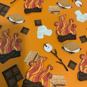 Campfire S&#39;more Confetti: Custom Party Decorations