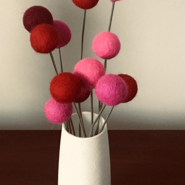 Felt  pom flowers, farmhouse decor, Felt billy ball poms, pom pom flowers