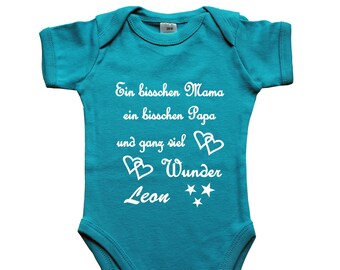 SOLs Baby-Body Babybody - Ein bisschen Mama ein bisschen Papa - MIT oder OHNE Wunschname - Strampler Bodie