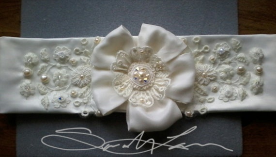 Handmade Beaded Lace Bridal Sash: Swarovski Crystals, Pearl  display picture 1