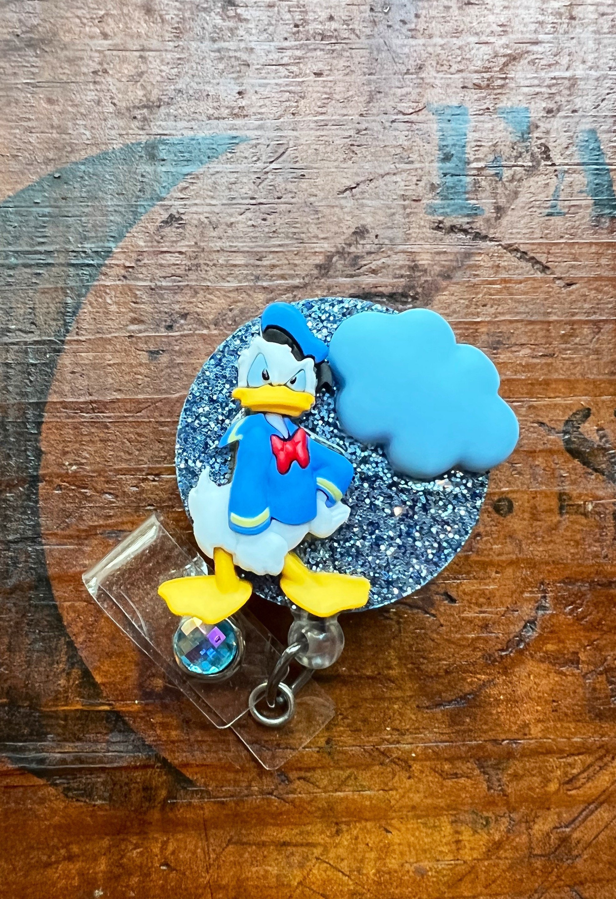 Iron on patches - MICKEY & FRIENDS DONALD DUCK Disney - blue - 6,5x5,8cm  - Application Embroided badges