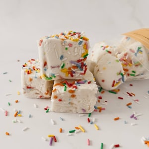 Homemade Funfetti Marshmallows