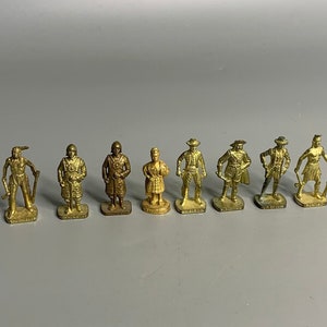 French vintage 8 gold color lead metal figurines miniature soldiers