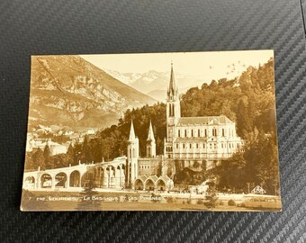 Français carte postale vintage noir et blanc souvenir de Lourdes La grotte