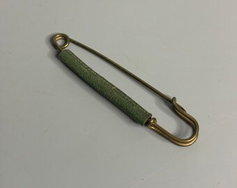 French vintage lapel pin bobby pin design