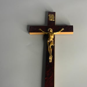 French vintage wooden religious crucifix wall hanging decoration Jesus on cross brass color metal