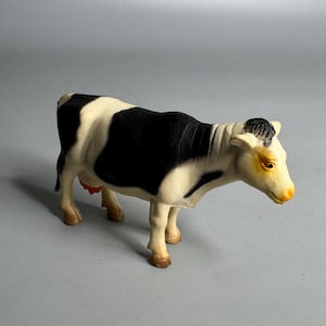 vintage miniature cow figurine collectible noel Christmas creche nativity décor