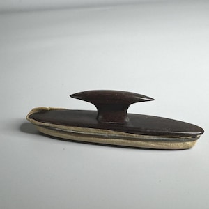 Franska antika spikbufferttillbehör verktyg trähandtag sminkbordsinredning