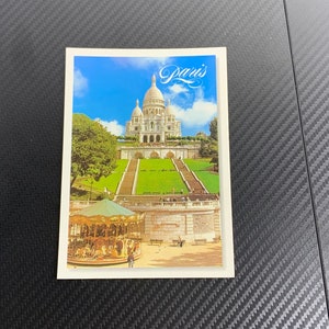 Cartão postal vintage francês, lembrança de Paris, Le Sacre-Coeur, foto colorida, monumento de Paris, preço por um cartão