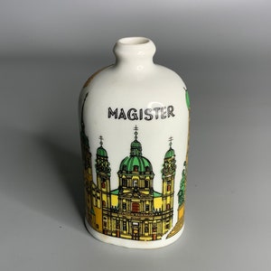 Dutch vintage knick knack decoration ornament Monchen Magister souvenir porcelain Bavaria