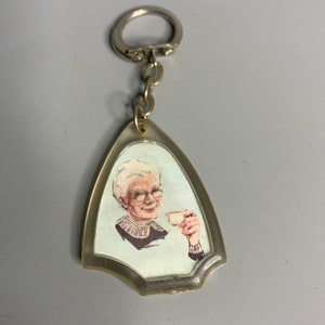 French vintage keychain holder advertising Cafe Grand Mere  grandma coffee