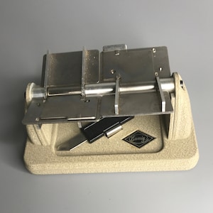 Austria Vintage Eumig 8mm & 16mm Film Splicer Editing Gluer, Klebepresse collectible