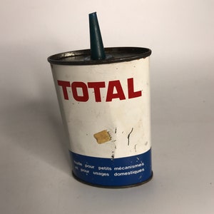 french oil burette a huile TOTAL tin can Cie Francaise de Raffinage empty vide