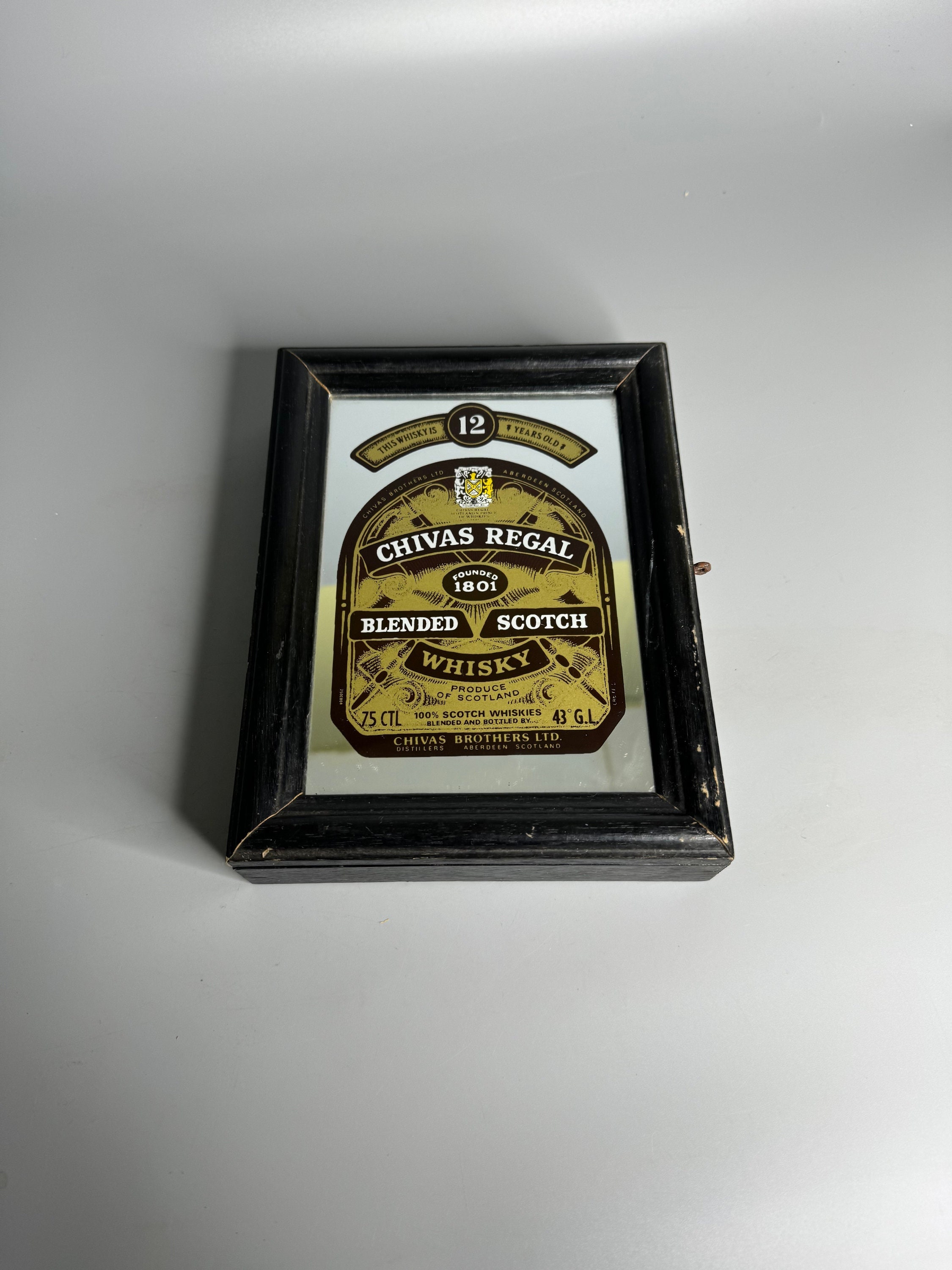 ヴィンテージ シーバスリーガル 木箱入り：ウイスキーミラー バー