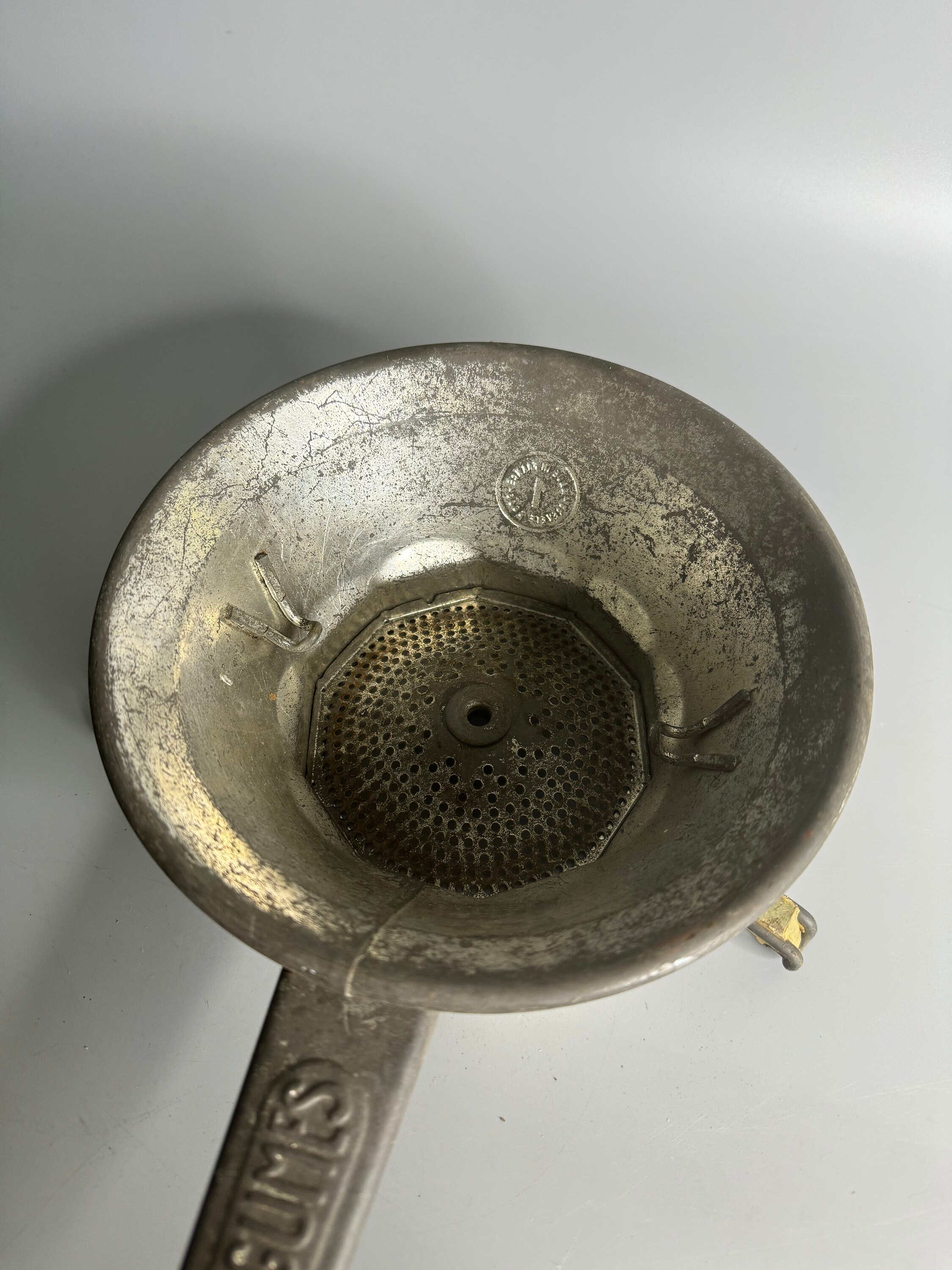 Vintage Potato Masher Manual Moulin-legumes Cooking Utensil Retro