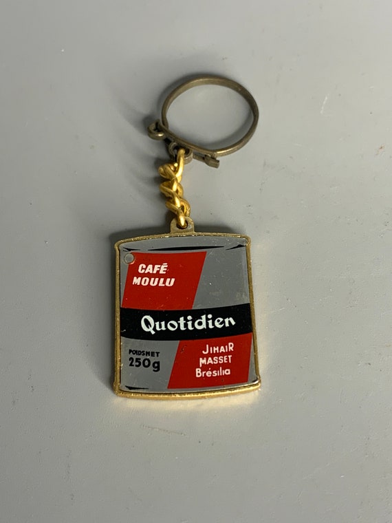 French vintage keychain holder advertising Quotid… - image 2