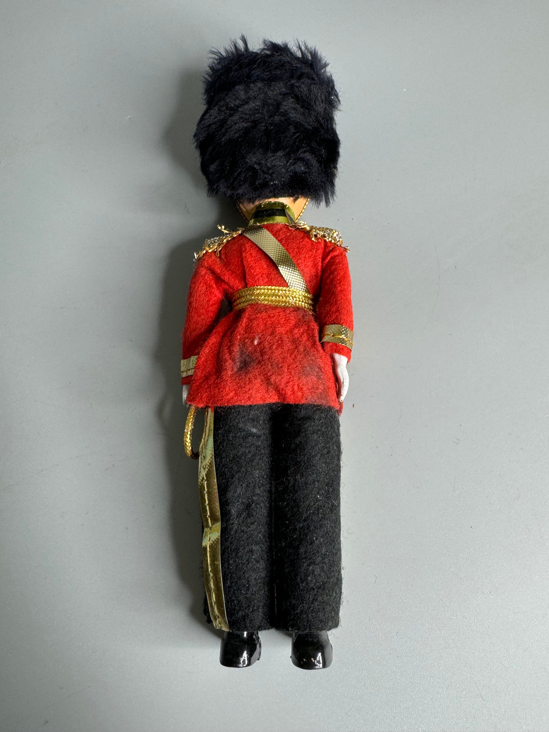 イギリス ヴィンテージ 英国兵 眠っている人形 収集品 ロイヤルガード