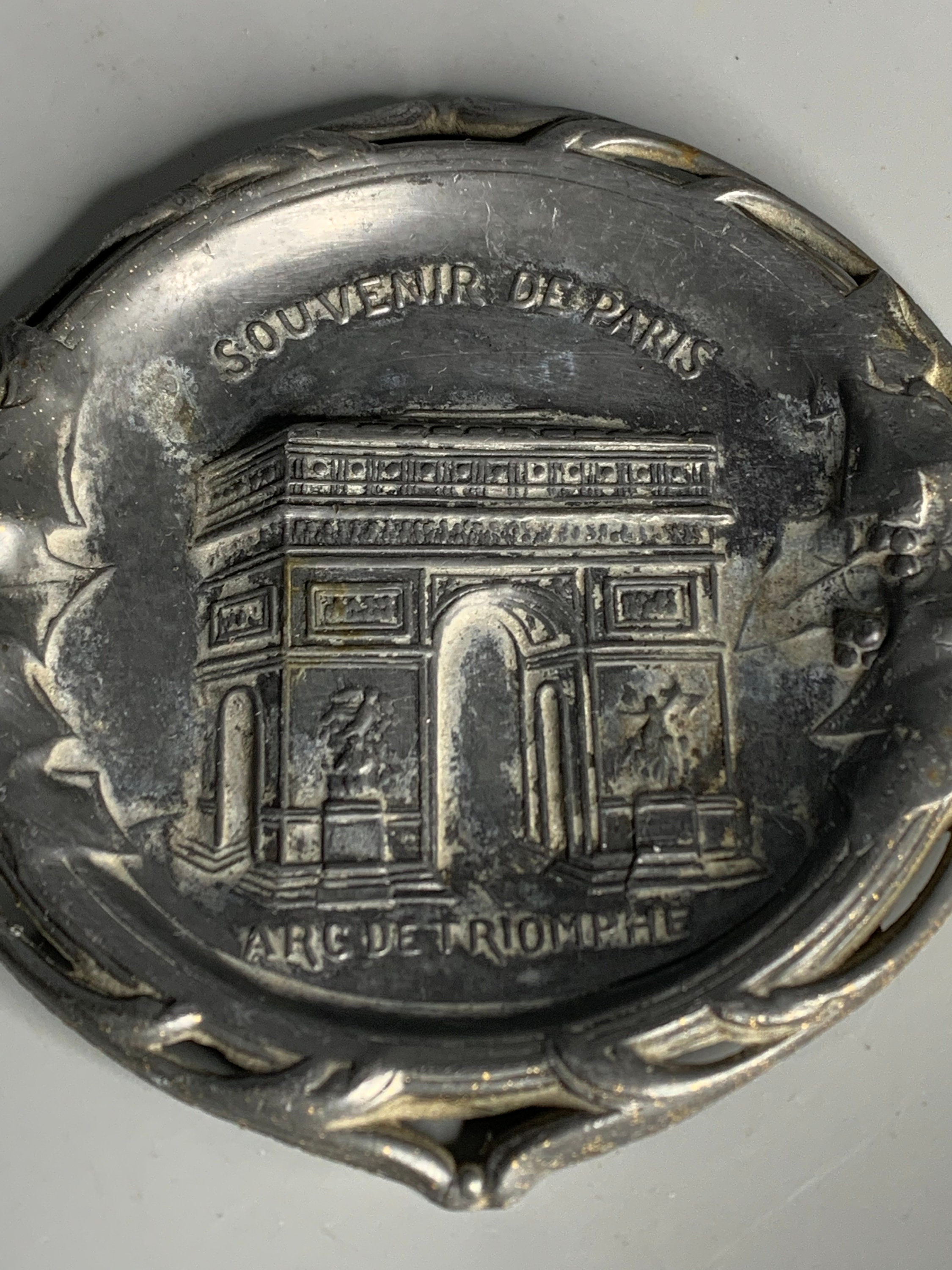 灰皿　ヴィンテージ　 アンティーク　灰皿　小物　雑貨　置き物　パリ　Paris BERGER BLANC 灰皿 アニセット 1960s フランス | corne/コルネ