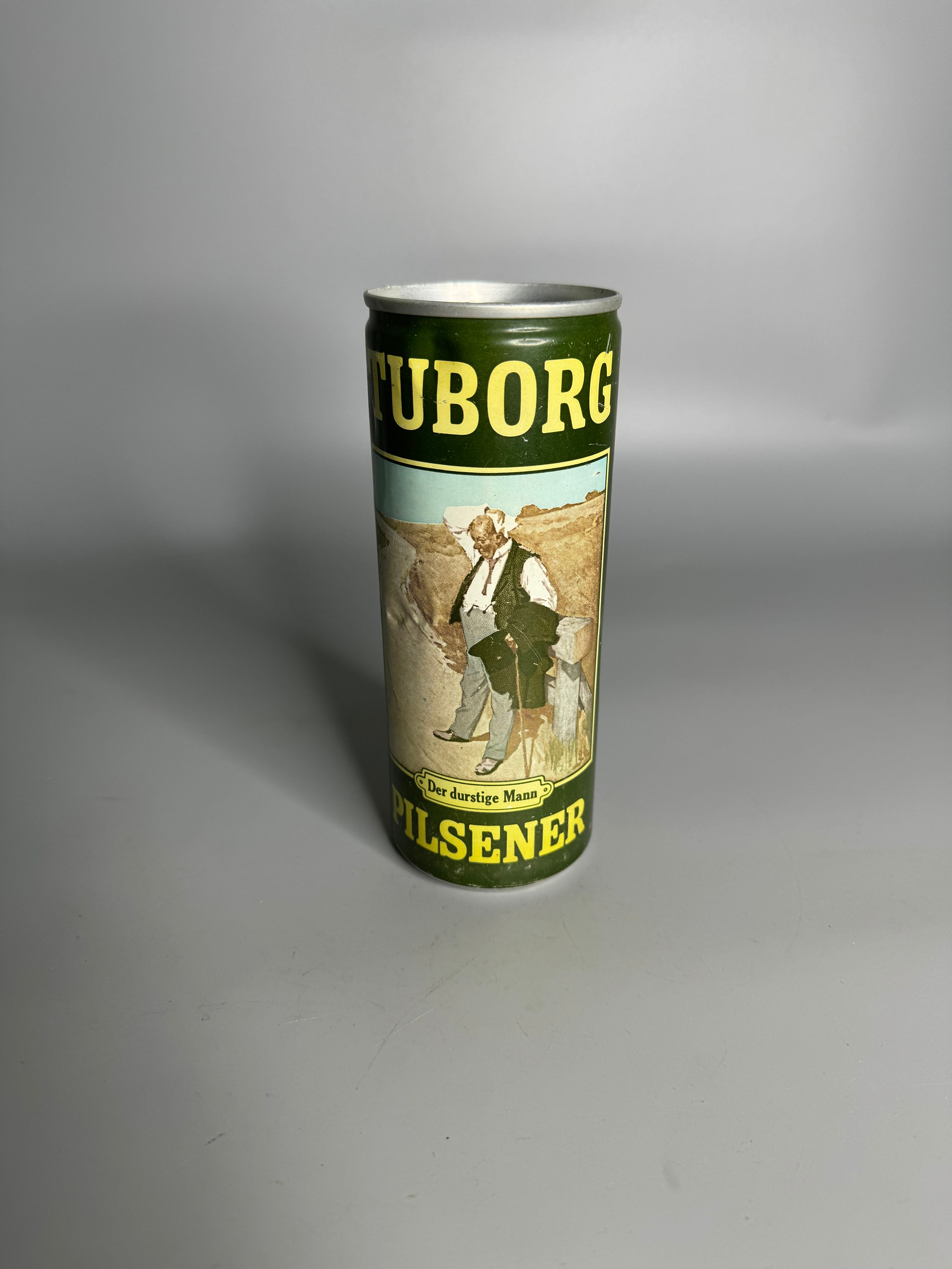 ドイツのヴィンテージの空の収集価値のあるブリキ缶 ツボルグ