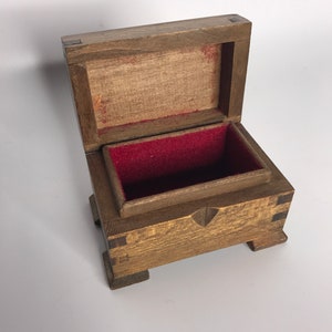 French vintage wood small Box jewelry box miniature coffre chest coffret en bois
