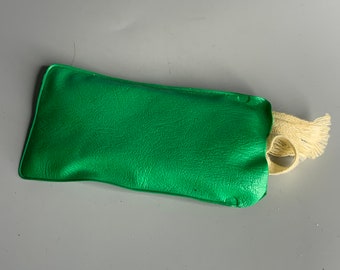 Franse vintage regenmuts in groene hoes
