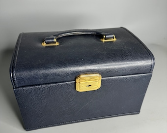 vintage jewelry box Holds 10 rings + 2 sides 3 drawers carrying jewelry case vinyl