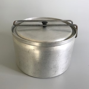 French vintage aluminum canteen lunch box container militaria