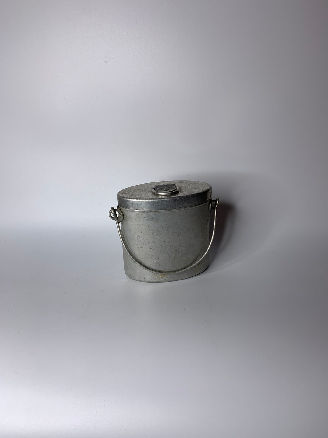 Cantine gamelle en alu vintage - Arts de la table