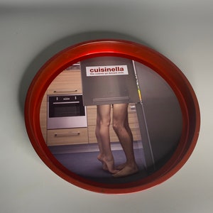 フランスのヴィンテージ Cuisinella 円形サービングトレイ 金属広告 キッチン設置
