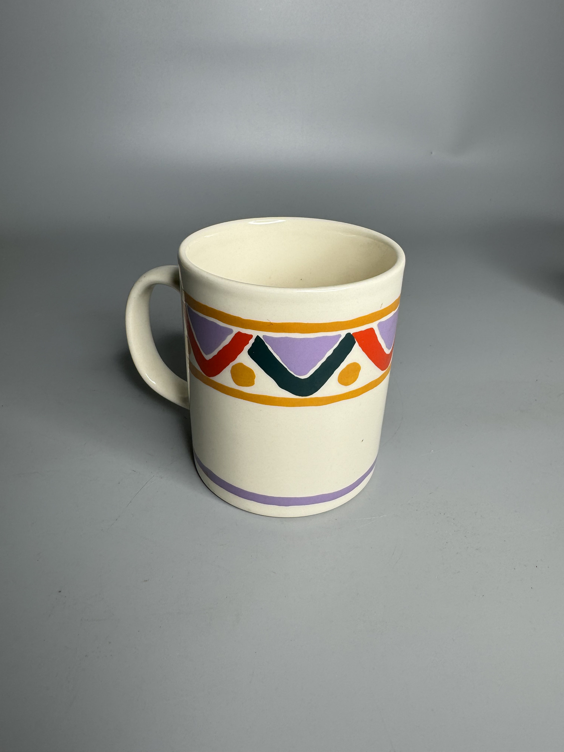 Lot De 6 Mugs Mobil Vintage – état Parfait, Idéal Collection Ou Décoration Rétro