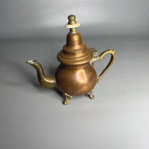 Antique copper & brass teapot kitchenware  - high broken lid hang- Moroccan