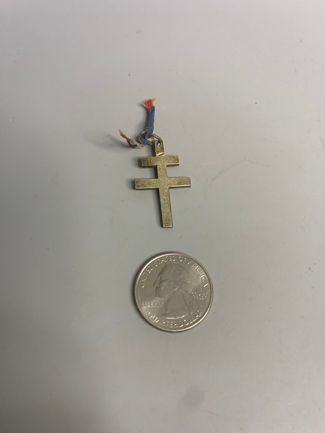 PAIRE CADRES ANCIEN Bronze Massif Croix De Lorraine « Qui S’y Frotte S