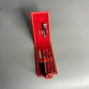 French vintage Manicure kit travel pocket size in WFR case set of 5 tools