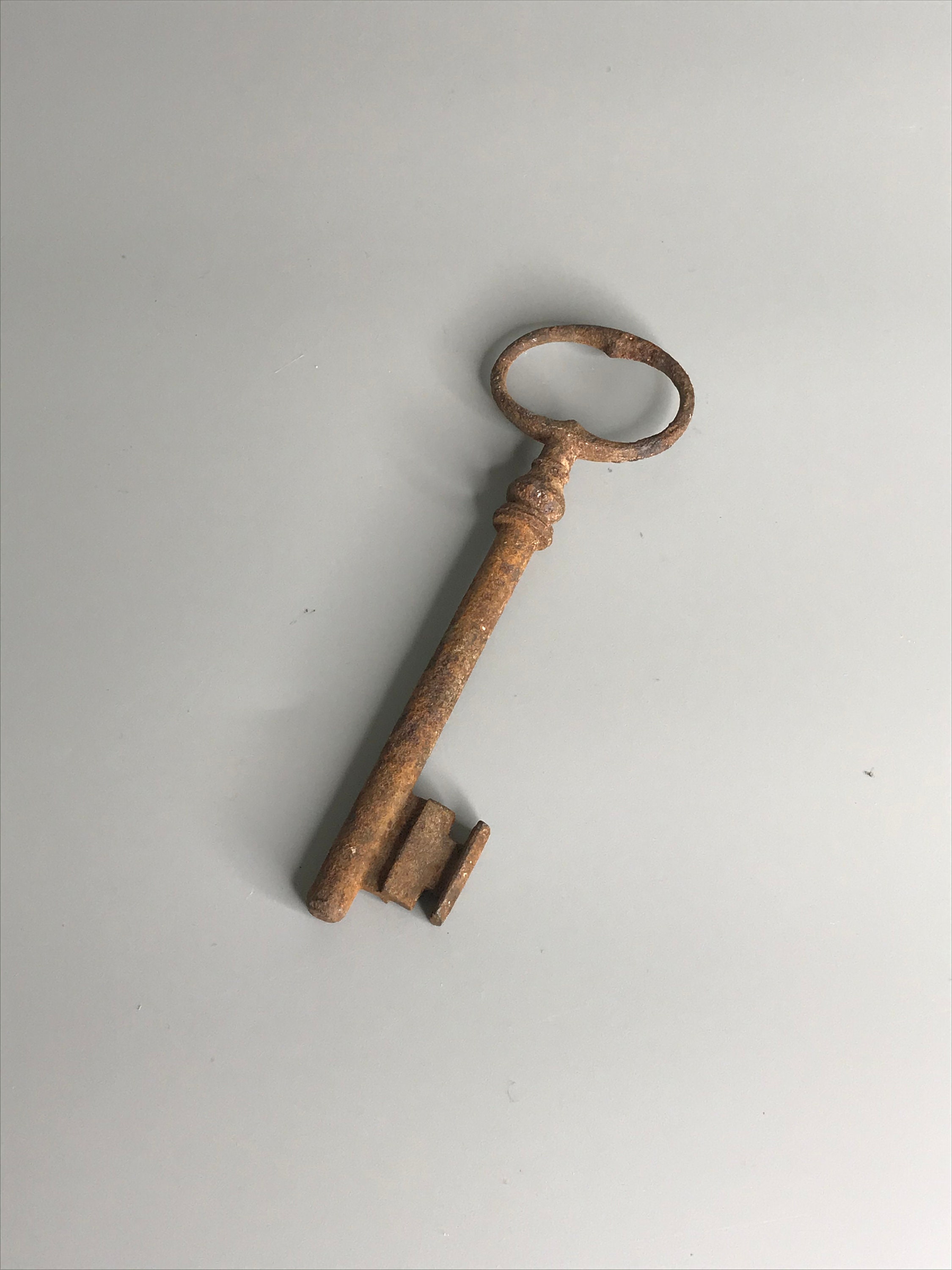 French Antique Keys Skeleton 5 Old Keys Buffet Door Keys Lock Keys Vintage  Cast Iron Keys 