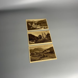 Französische Vintage Schwarzweiß-Postkarten Set mit 3 Lourdes-Souvenirs