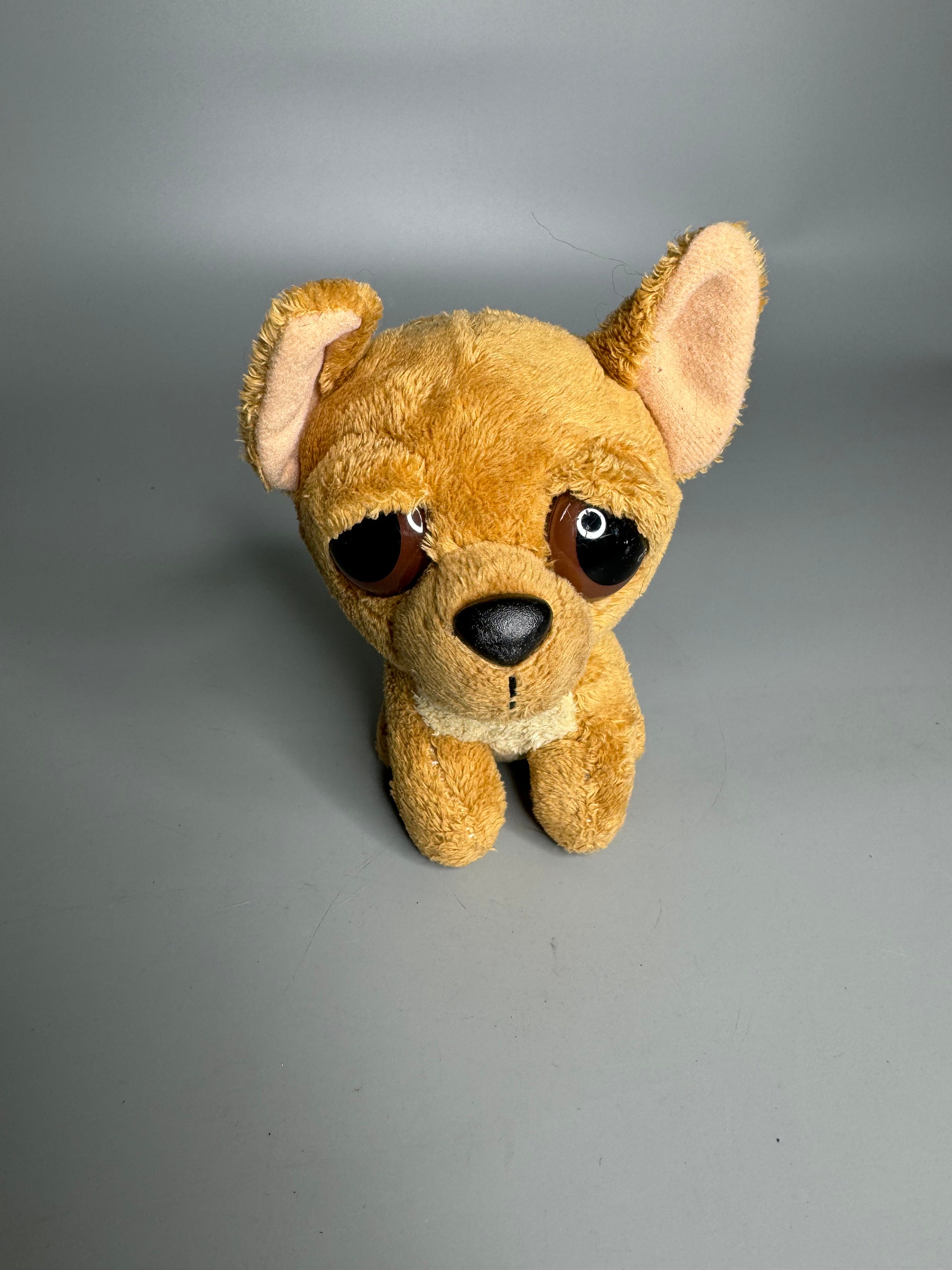 フランス アンティーク 犬のぬいぐるみ チェックの洋服 タレ耳 春の