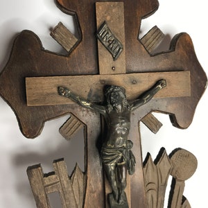 french antique crucifix religious Catholic wood and metal  Jesus on cross spirituality Jesus Christ eglise decor