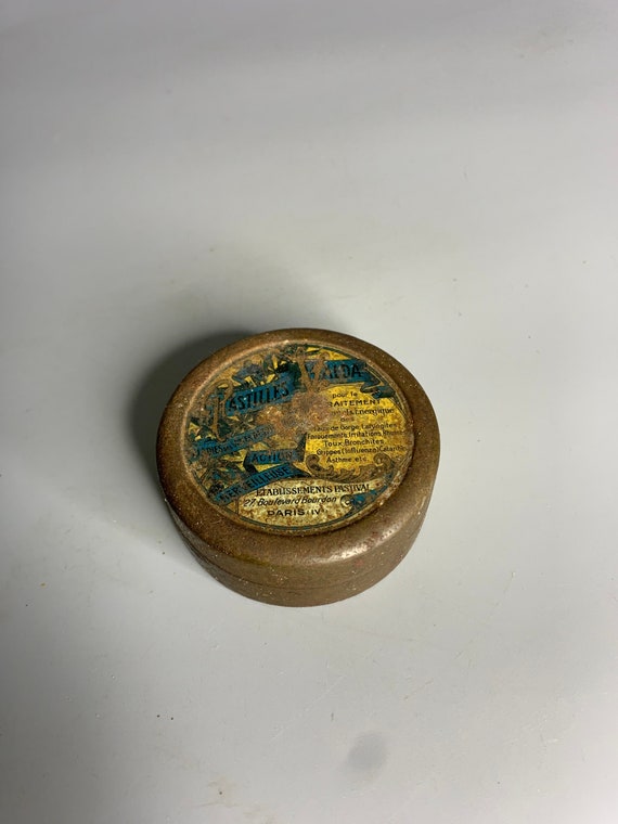 フランスのヴィンテージブリキ缶の空の薬箱 Pastilles Valda - Etsy 日本