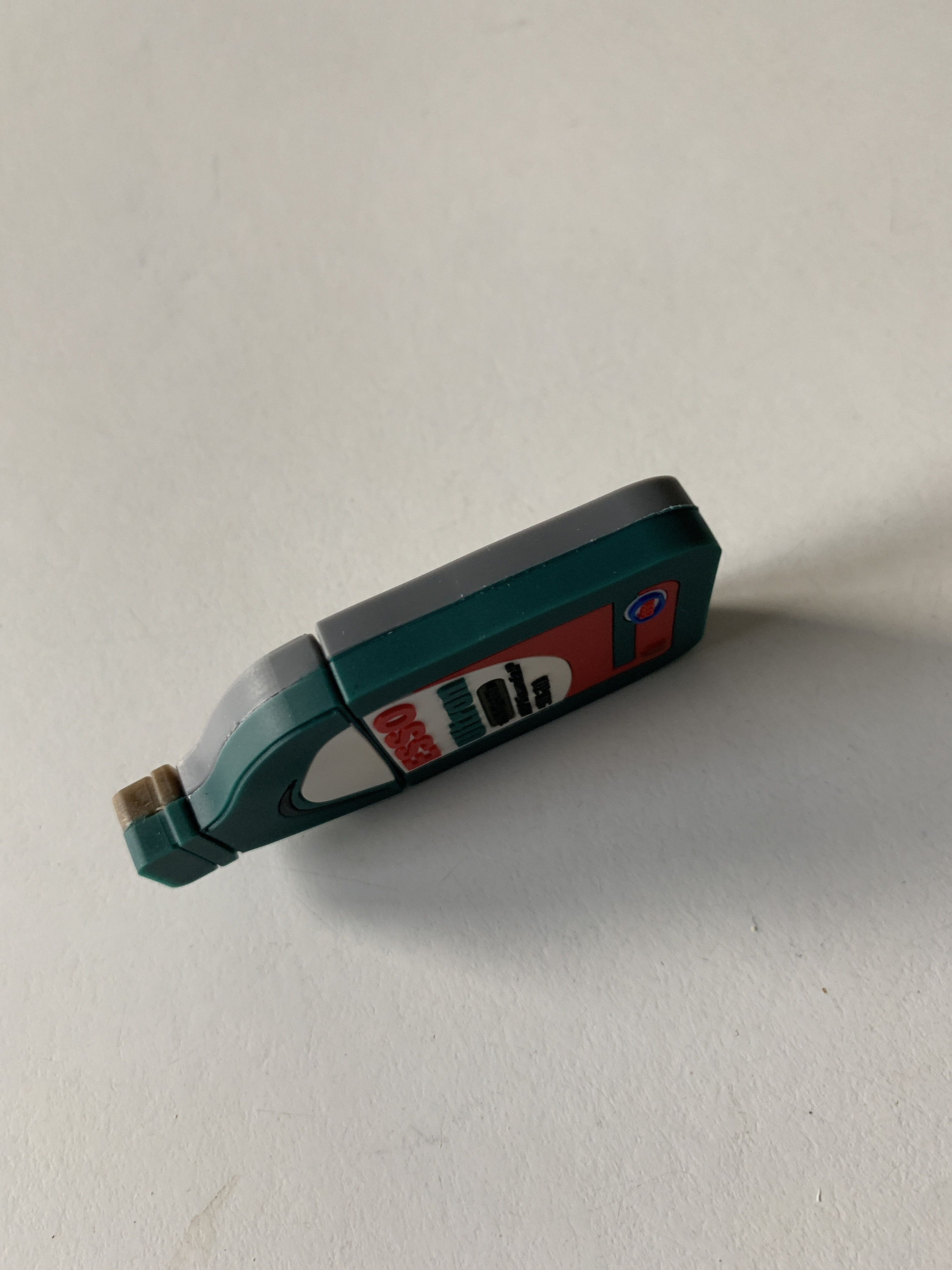 Vintage Mobil 1 - Esso Uitron USB Key Advertising From France ...