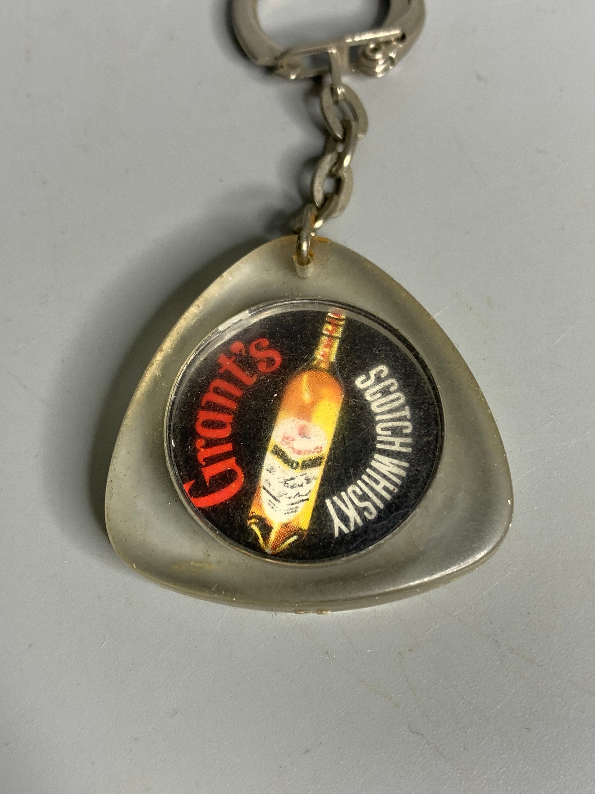 フレンチキーホルダー　grant's scotch French Vintage Keychain Holder Grant's Scotch Whisky - Etsy