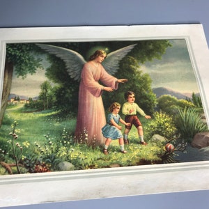 French vintage religious deco Angel protecting children design picture
