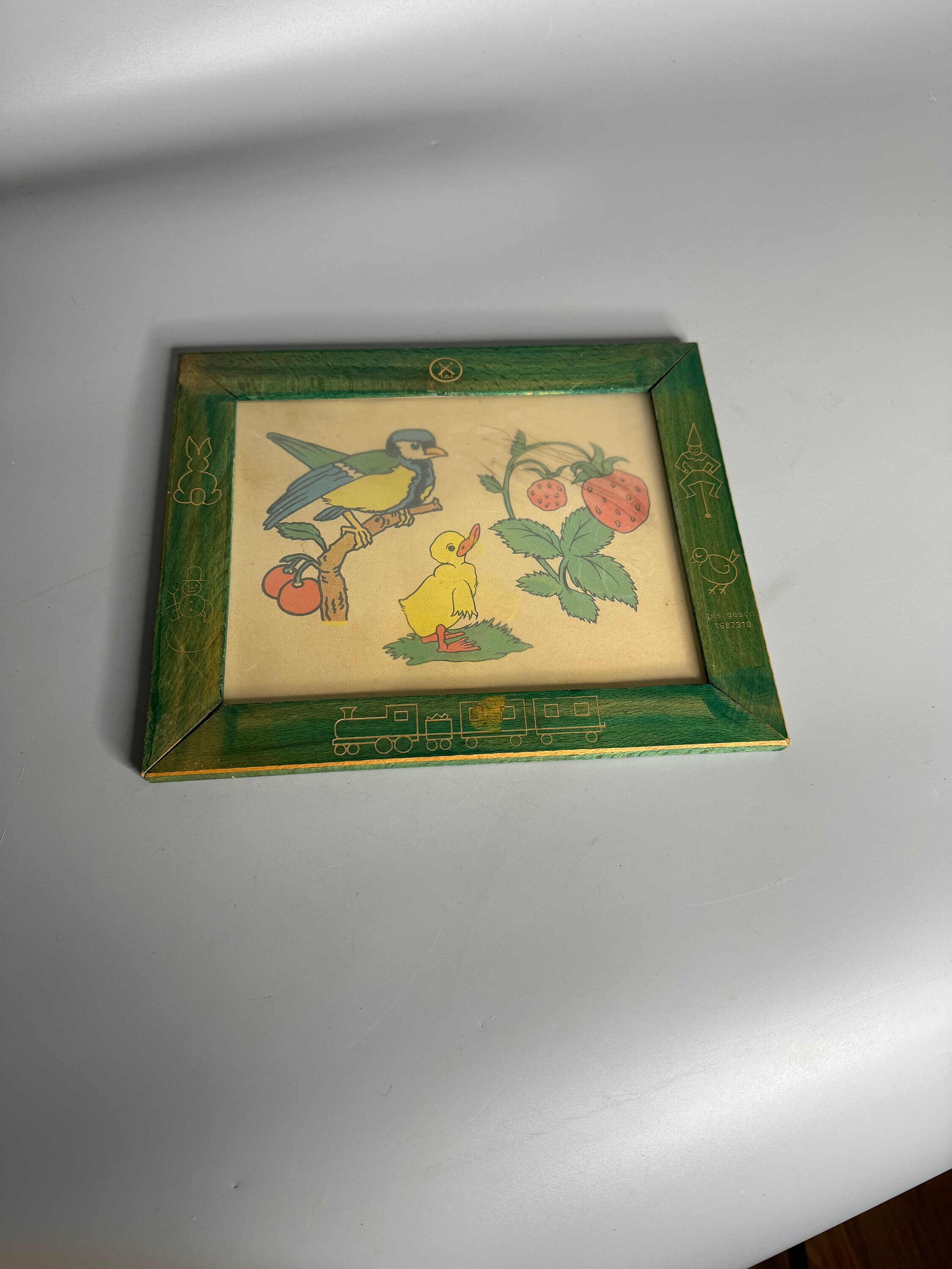 フランスのヴィンテージ木製額縁、子供向けの絵のデザイン、子供用壁