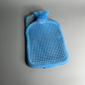 French vintage salva CPF hot water bottle blue rubber heating pad Hot water bottle medicine