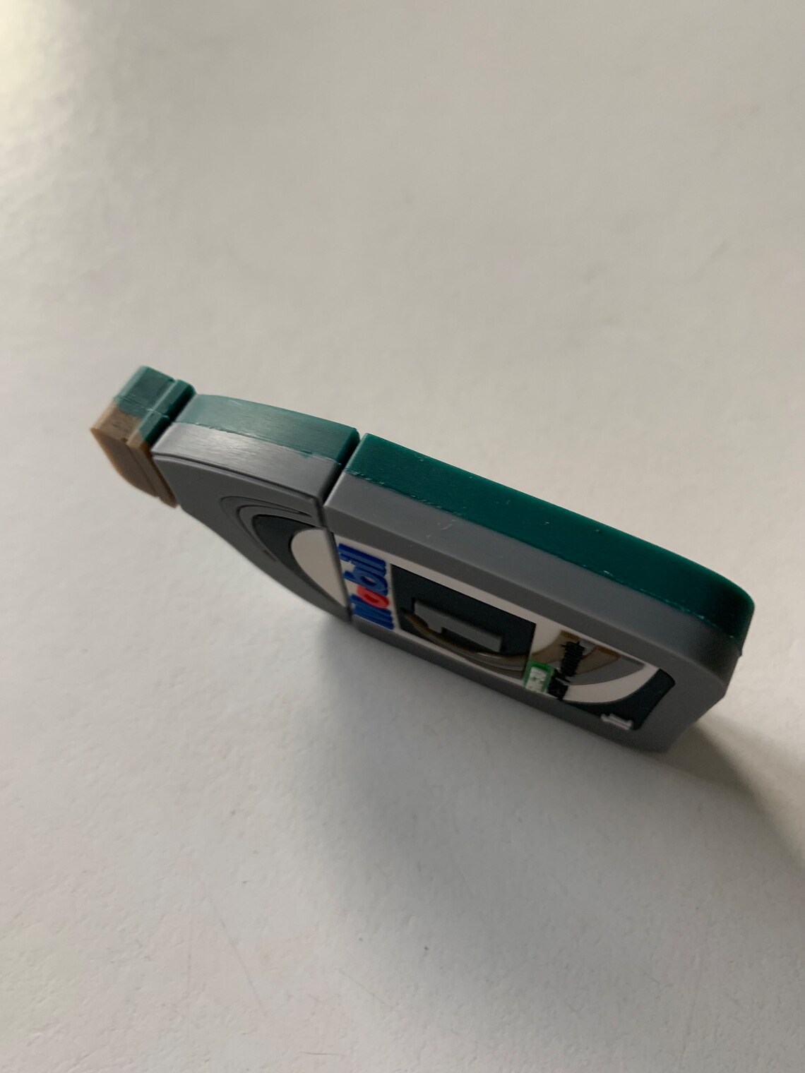 Vintage Mobil 1 - Esso Uitron USB Key Advertising From France ...